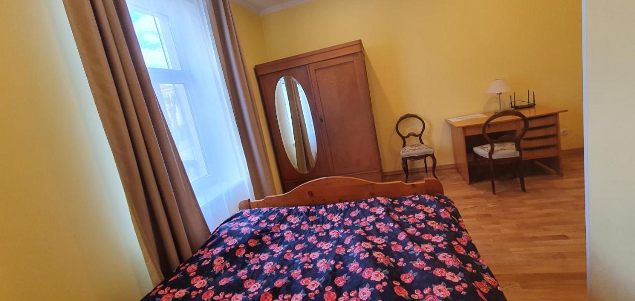 Hot Riga Ernestines Iela 7-1 Enjoy The Feel Of Home And History! Dış mekan fotoğraf